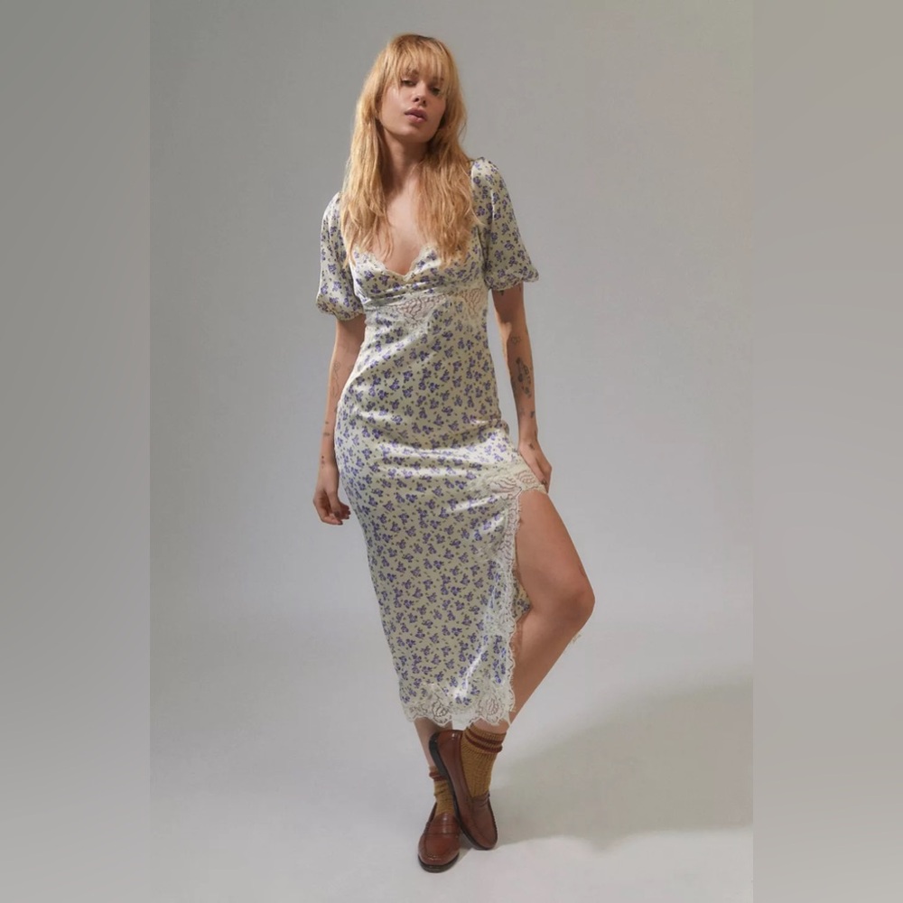 Urban Outfitters Lauren Lace-Trim Floral Midi Dress Size L